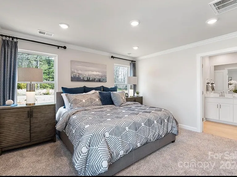 1652 Village Grove Ln — Photo 7