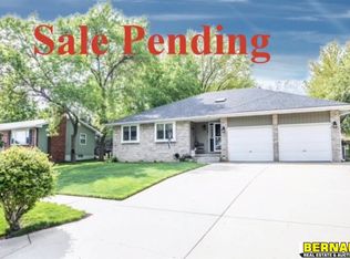 112 Arbor View Dr, Nebraska City, NE 68410