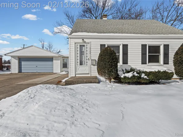 4196 Clippert St, Dearborn Heights, MI 48125