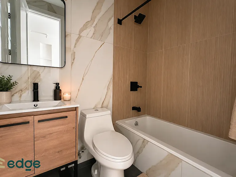65 Cooper St #1R — Photo 6