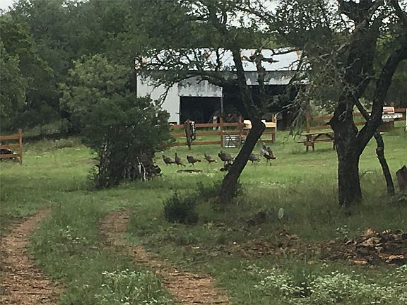 3rd image of 1595 Skyridge Rd