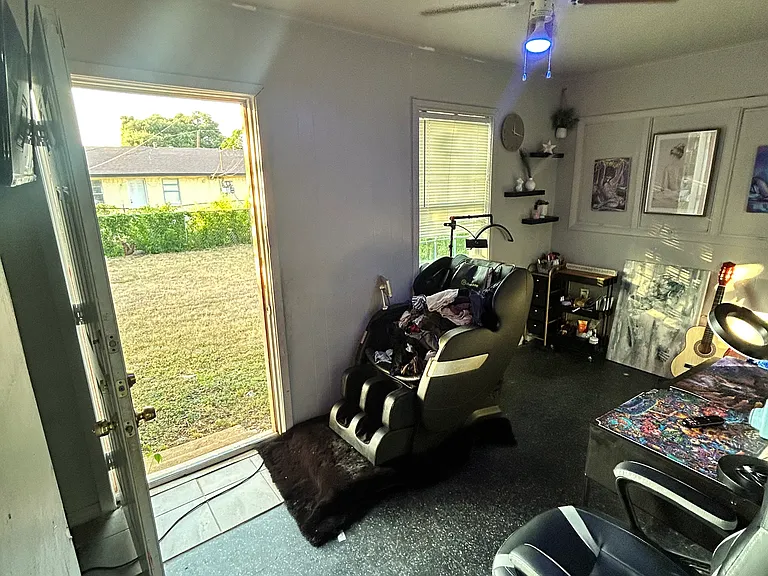 4115 Lakehurst Ct #4117 — Photo 4
