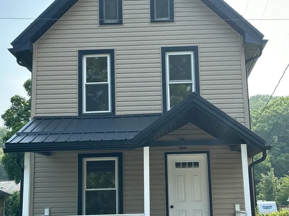 1047 Park Ave, Woolrich, PA 17779