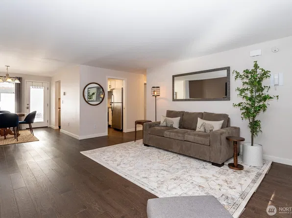 14836 SE 16th Street #10, Bellevue, WA 98007