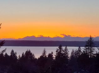 18841 2nd Ave SW, Normandy Park, WA 98166