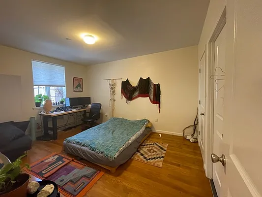 Rented by Compass | media 23