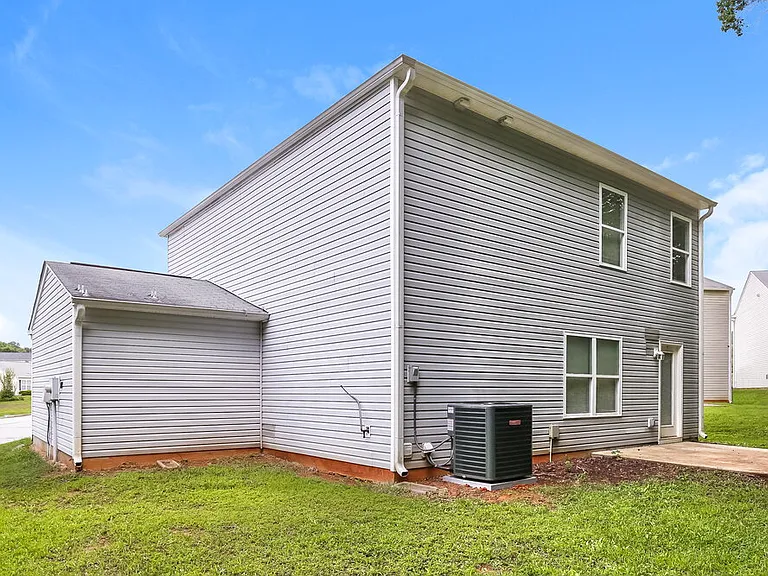 3704 Sweet Birch Dr — Photo 16