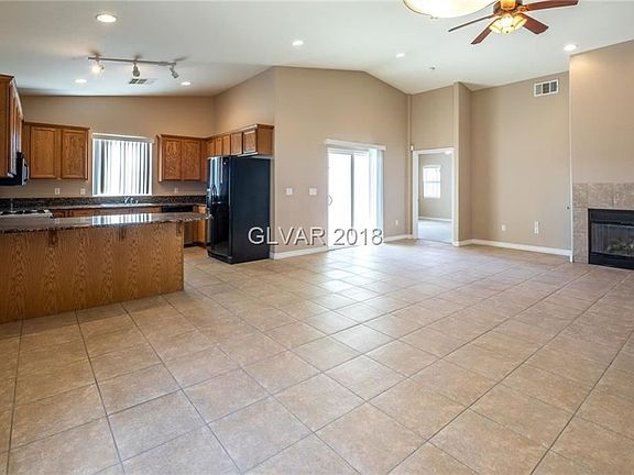 4th image of 509 Sun Mountain Ave