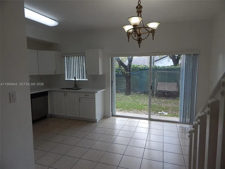 8986 W Flagler St #9 — Photo 6