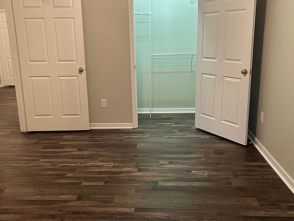 4th image of 1257 Louisville St APT 32