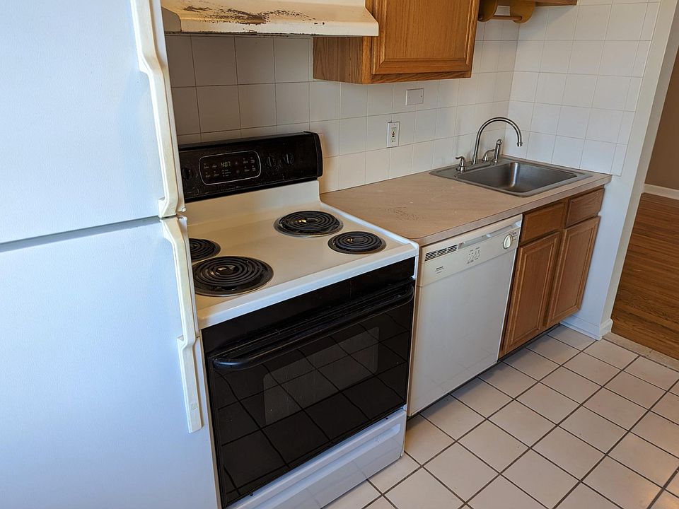 7702 Millersport Hwy, Buffalo, NY 14226 Zillow