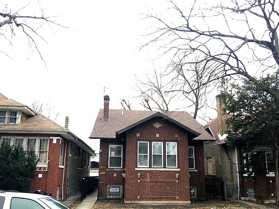 2nd image of 5425 W Gladys Ave