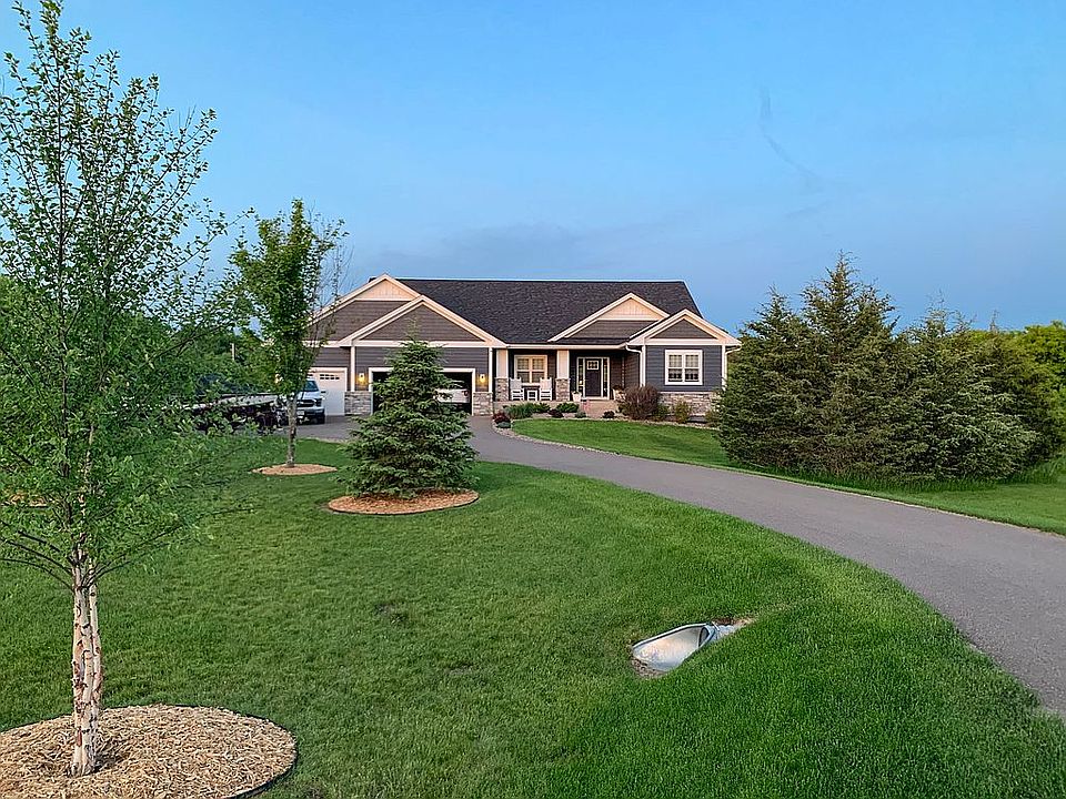 1st image of 199 Troy Glen Dr
