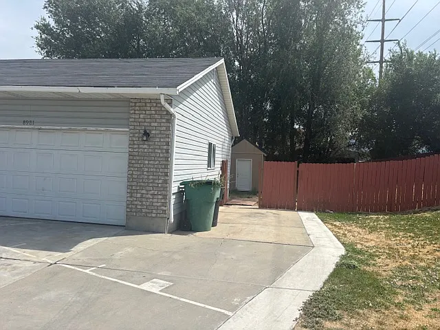 3 bed, 1500 sqft, $1,950 — Photo 2