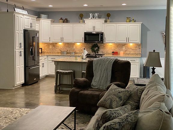 5th image of 3736 Bailey Ln