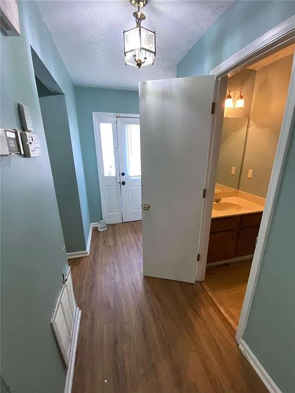 3619 Main Station Dr SW — Photo 3
