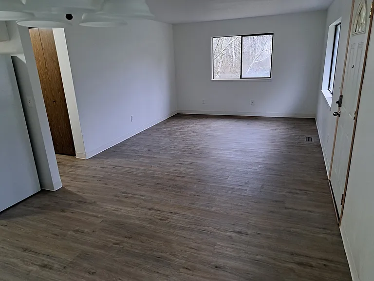 1670 Spruce Dr #B — Photo 12