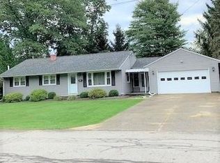 340 Crestview Dr, Franklin, PA 16323