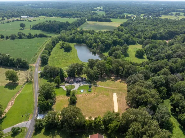 4645 Lovelaceville Rd, Paducah, KY 42001