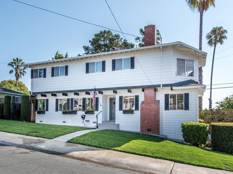 1st image of 1011 Villa Ave