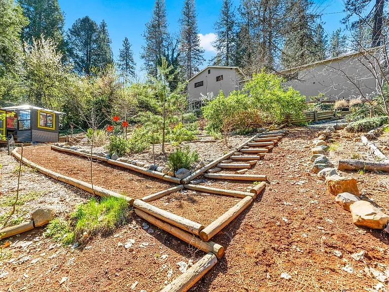 10808 Gold Hill Dr — Photo 28