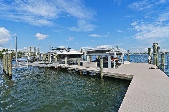 3410 N Flagler Dr — Photo 73