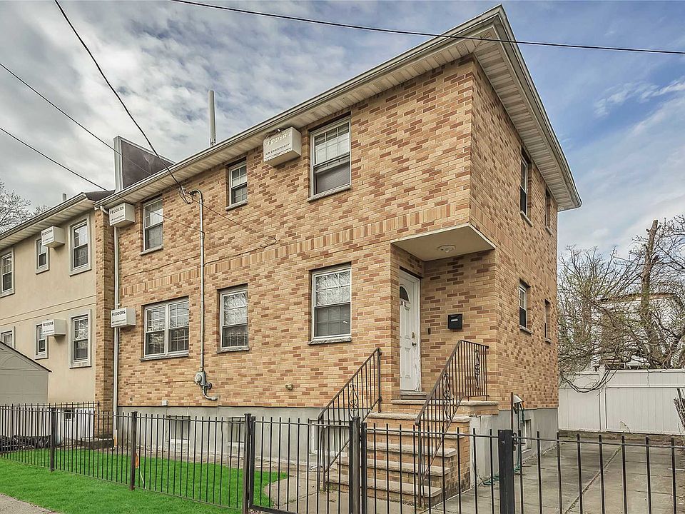 1st image of 10952 176th St
