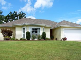 520 S Prewitt St, Nevada, MO 64772