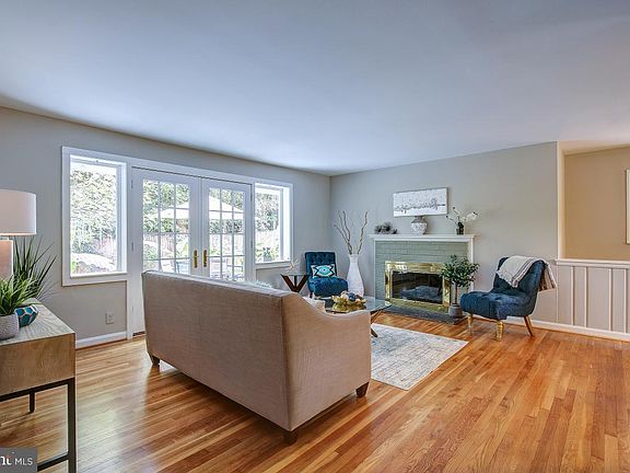 4th image of 5001 Orleans Ct