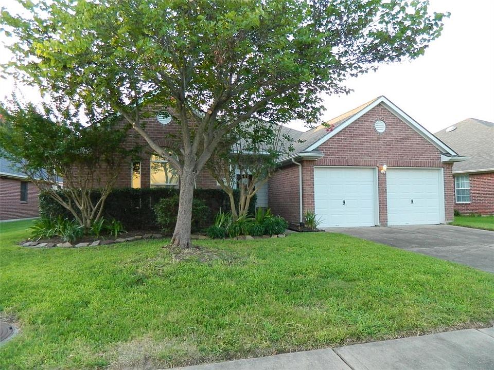 1st image of 16426 Northumberland Dr