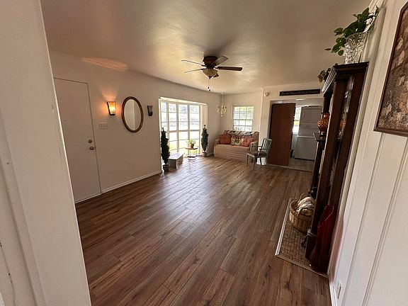 5th image of 311 Brown Street