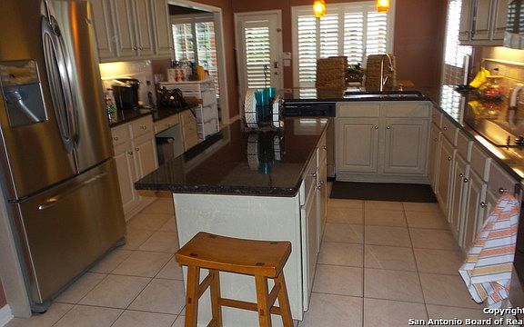 5th image of 13518 Charter Bend Dr