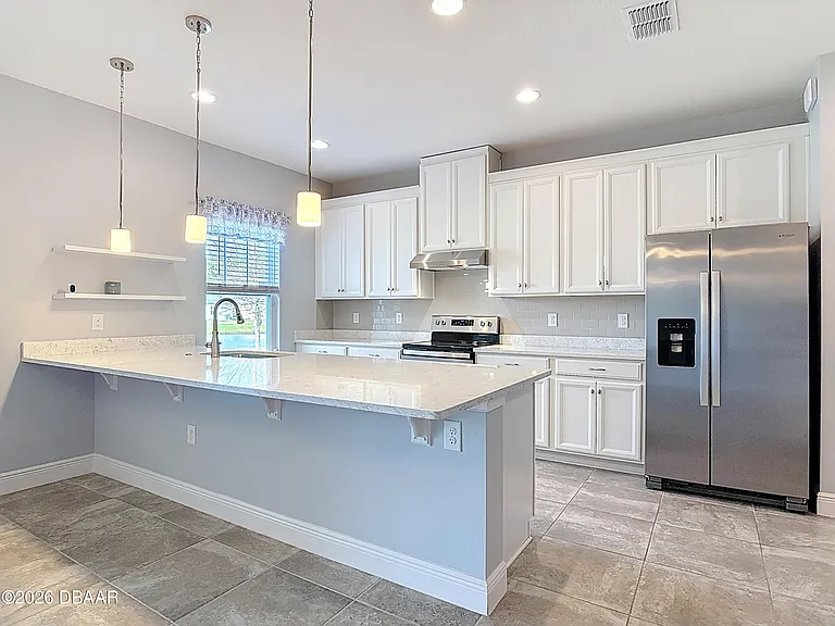5644 Estero Loop — Photo 3