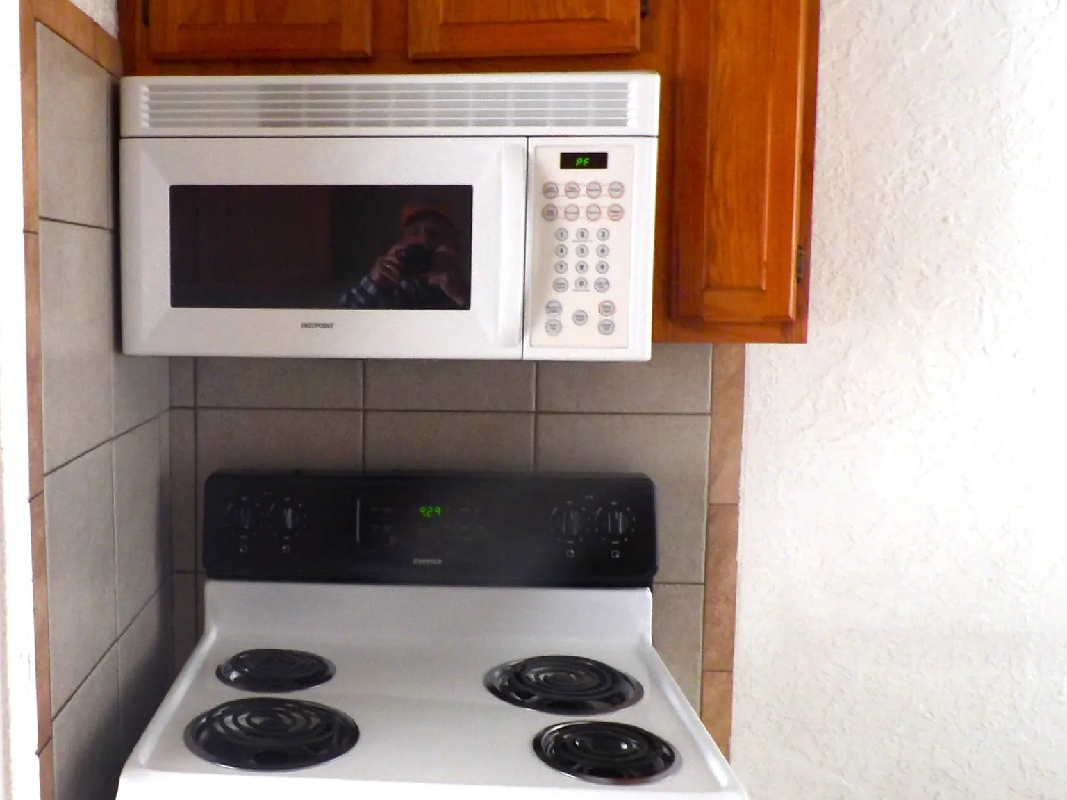 2 bed, 727 sqft, $595 — Photo 3