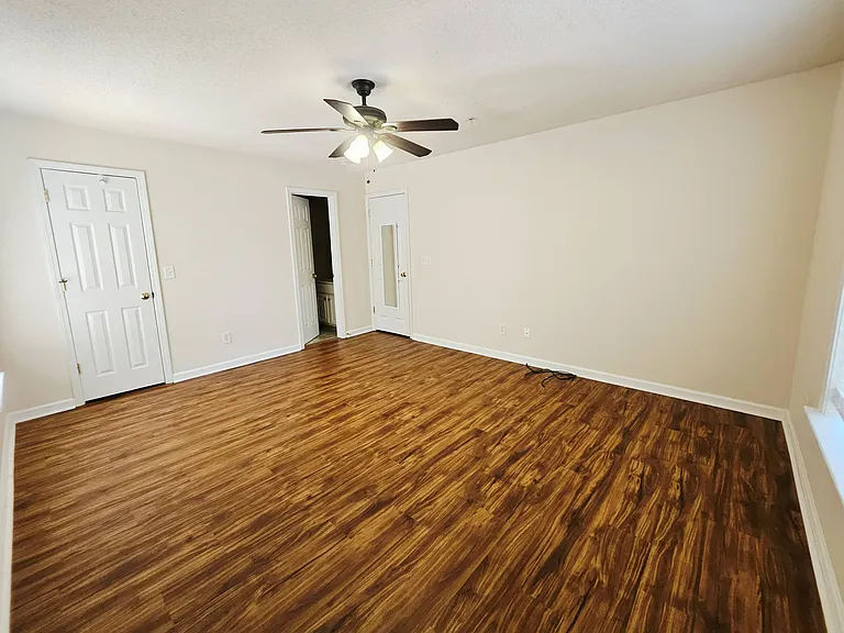 3704 Cotswold Ter #3A — Photo 16