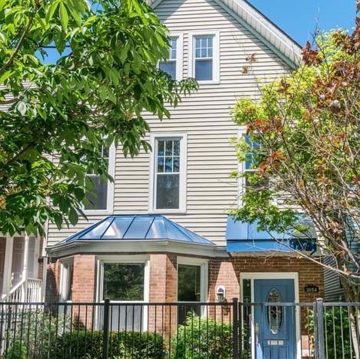 1st image of 3054 N Clifton Ave #1