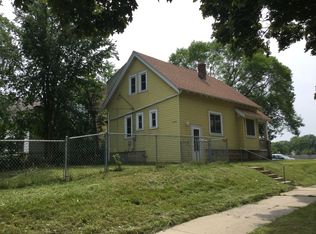 3290 N 37th St, Milwaukee, WI 53216