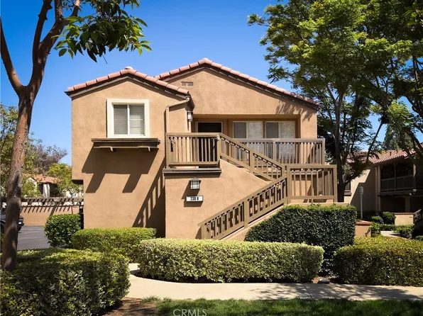 230 S Grisly Canyon Dr Unit B, Orange, CA 92869