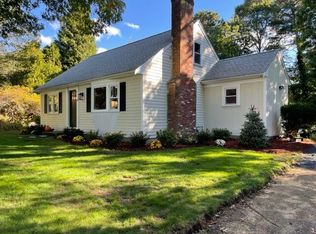 25 Wequaquet Ave, Centerville, MA 02632