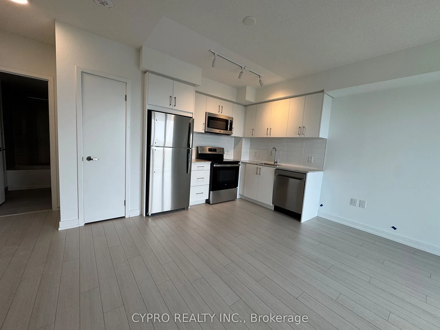 1 bed, $1,800 — Photo 2