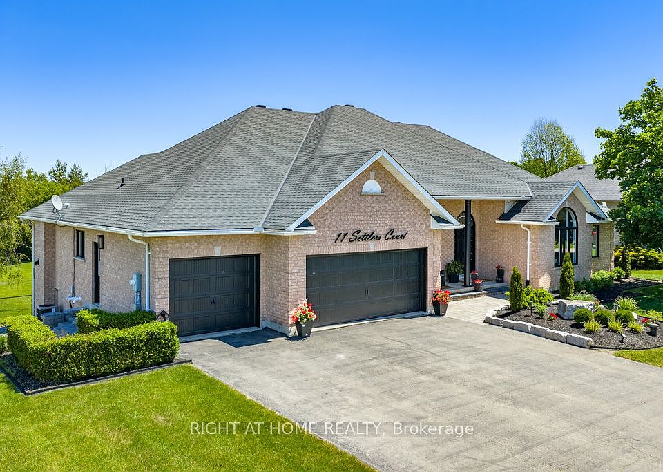 1st image of 11 Settlers Ct