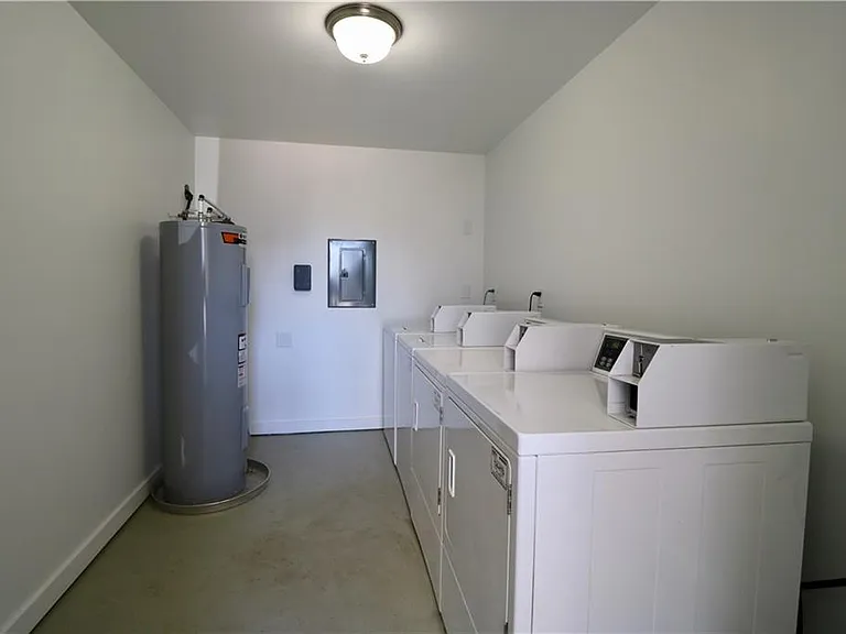 395 Terrace Ave #103 — Photo 5