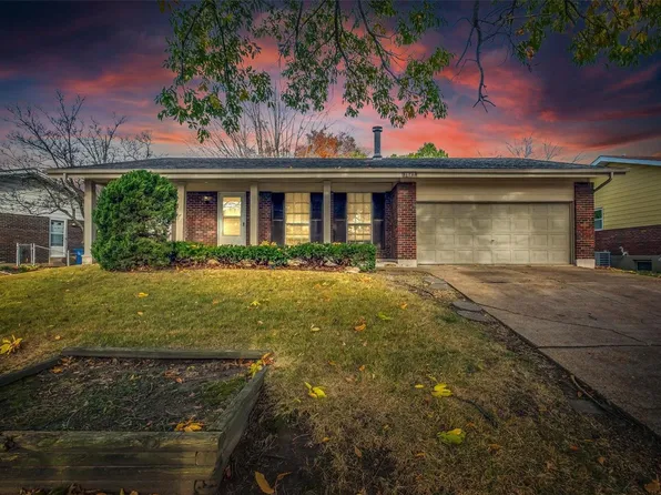 1849 Atmore Dr, Saint Louis, MO 63136