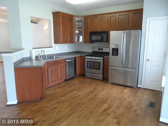 5th image of 248 Mary Jane Ln