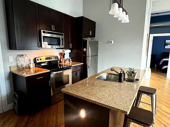 4th image of 200 Lincoln Ave Suite 124