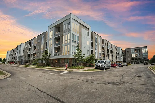 Woodview Apartments Photo 1