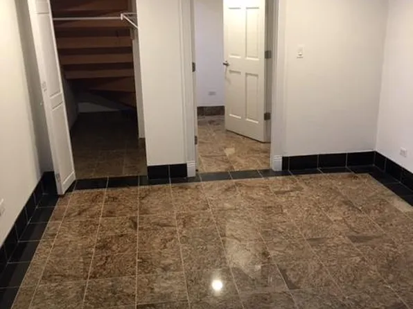 742 W Schubert Ave APT 1R, Chicago, IL 60614