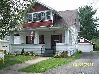 388 Seneca Rd photo 1