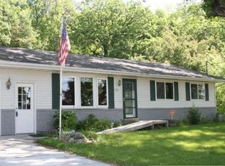 921 5th St S, Sauk Rapids, MN 56379