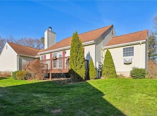 455 Cricket Cir #455, Vernon Rockville, CT 06066